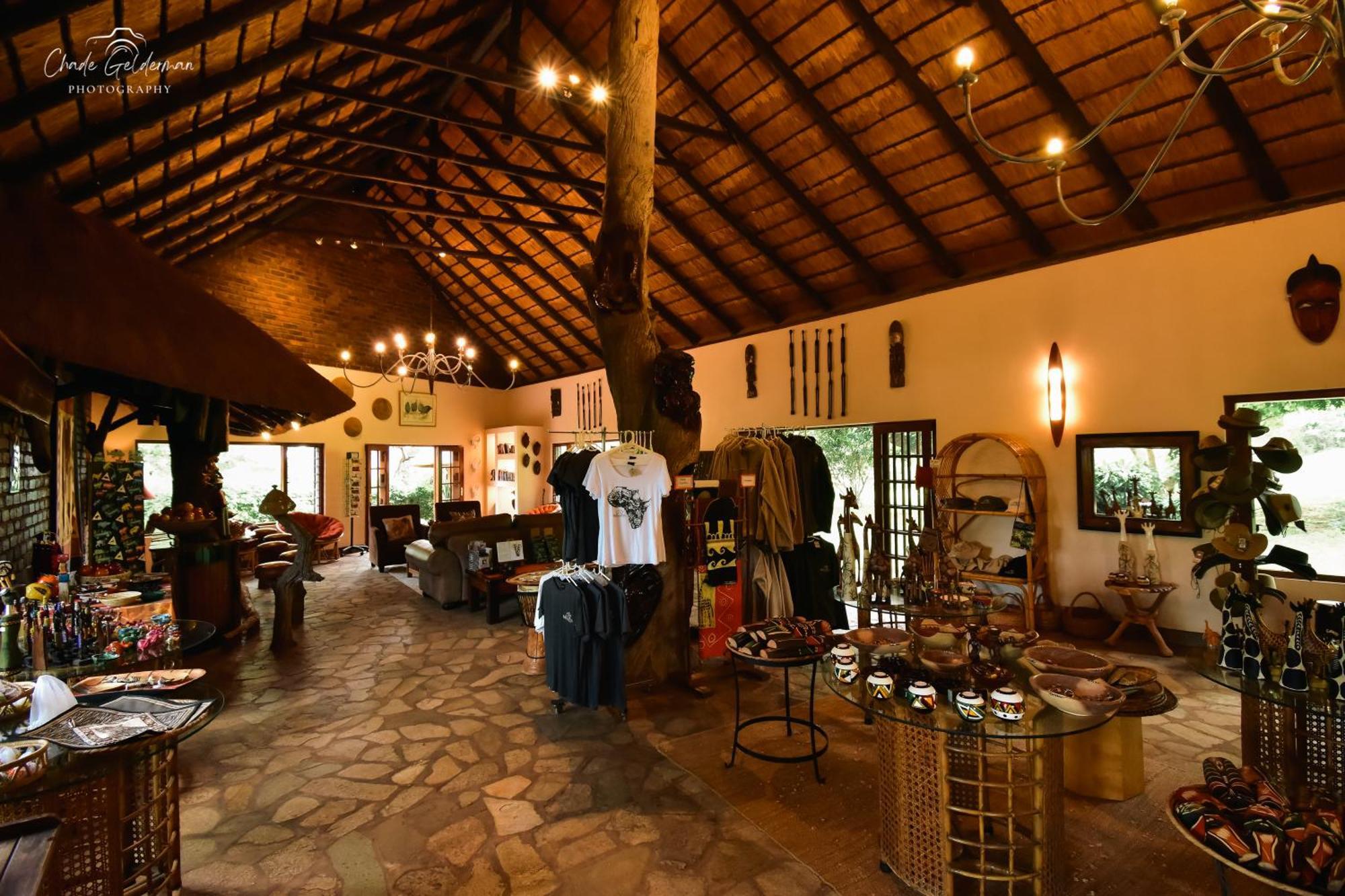 Mohlabetsi Safari *
