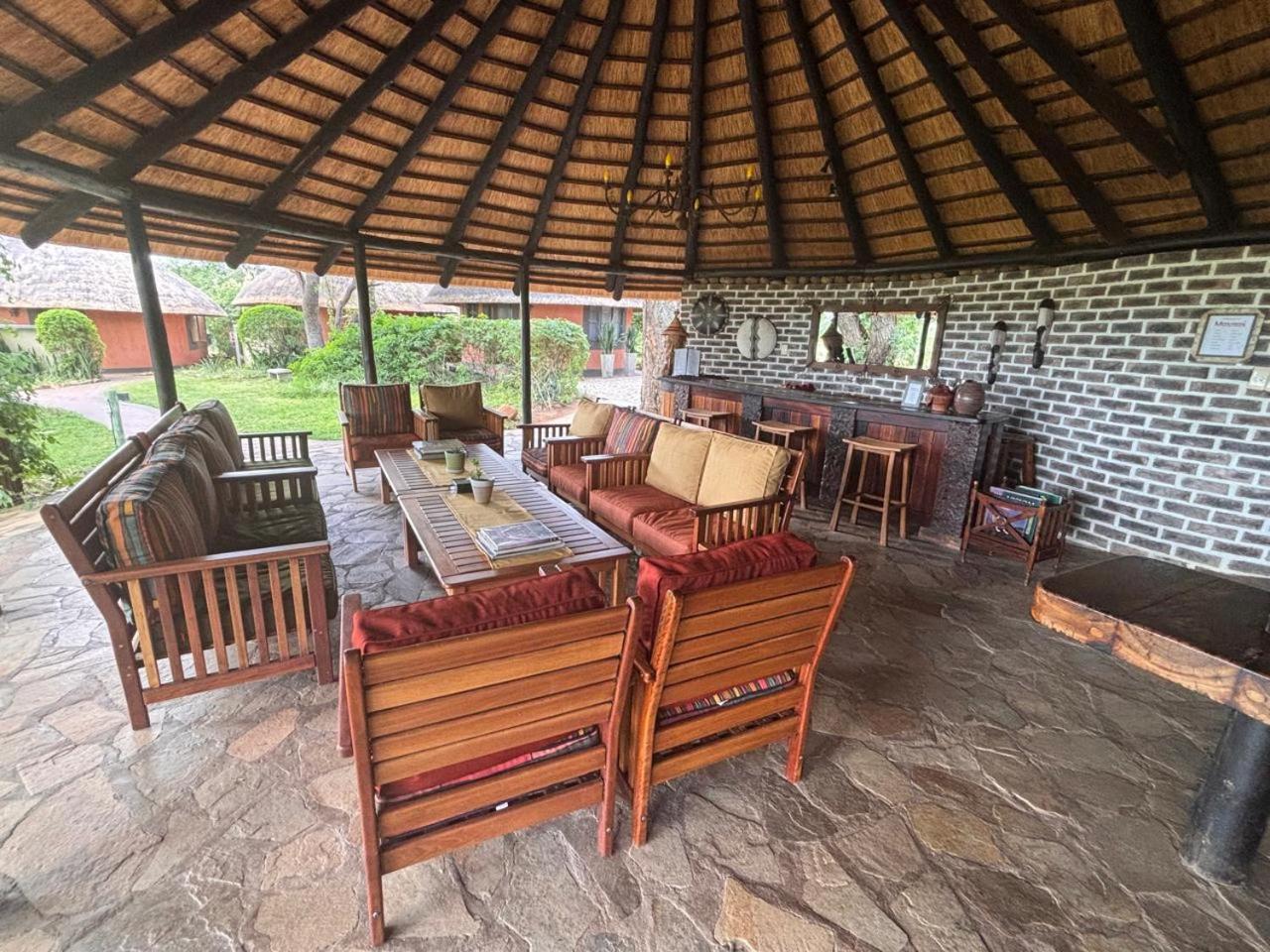 Mohlabetsi Safari * Hoedspruit